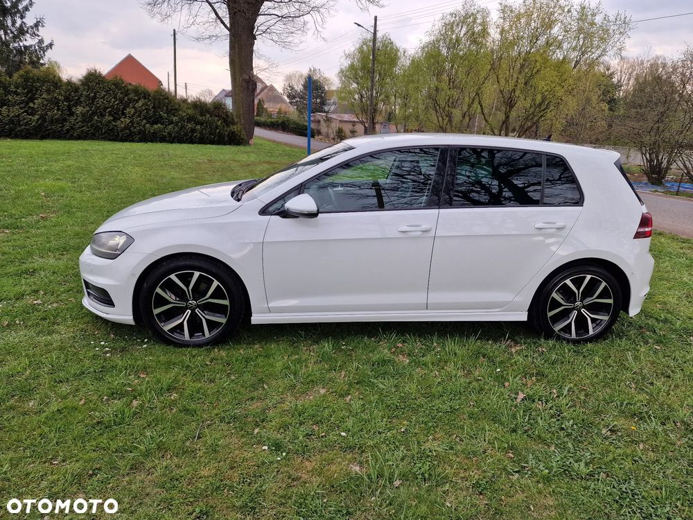 Volkswagen Golf 2.0 TDI (BlueMotion Technology) Highline - 3