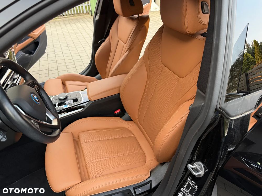 BMW i4 70.3kWh eDrive 35 - 10