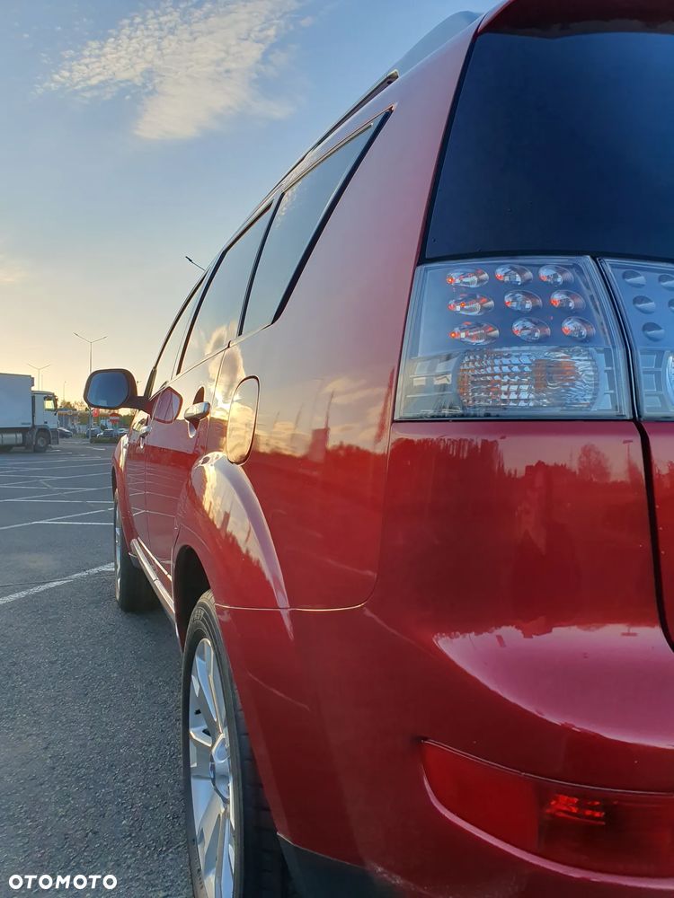 Mitsubishi Outlander 2.4 4WD CVT Instyle - 8