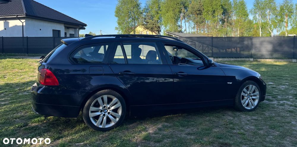BMW Seria 3 320d Efficient Dynamics - 13