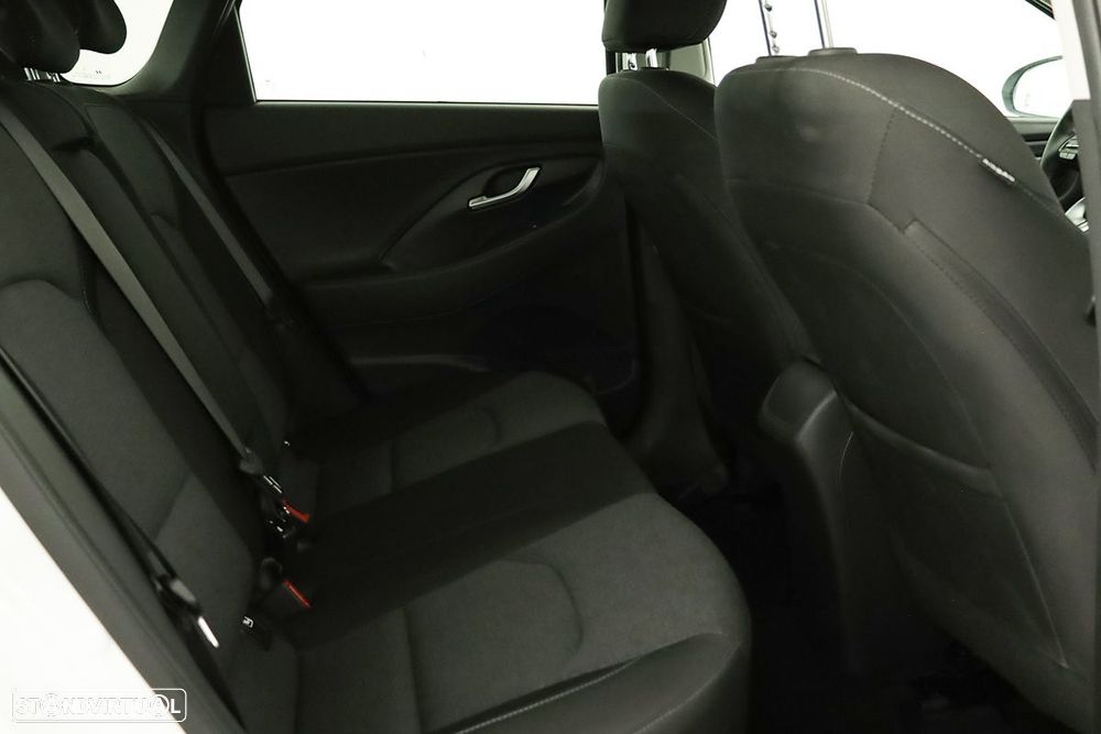 Hyundai i30 1.0 T-GDI Style Plus DCT - 22