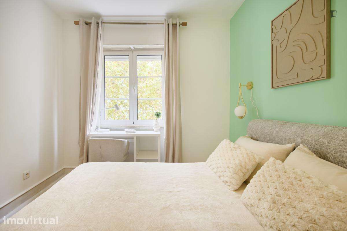 Quarto - localizado em Roma-Areeiro Lisbon - Grande imagem: 3/26
