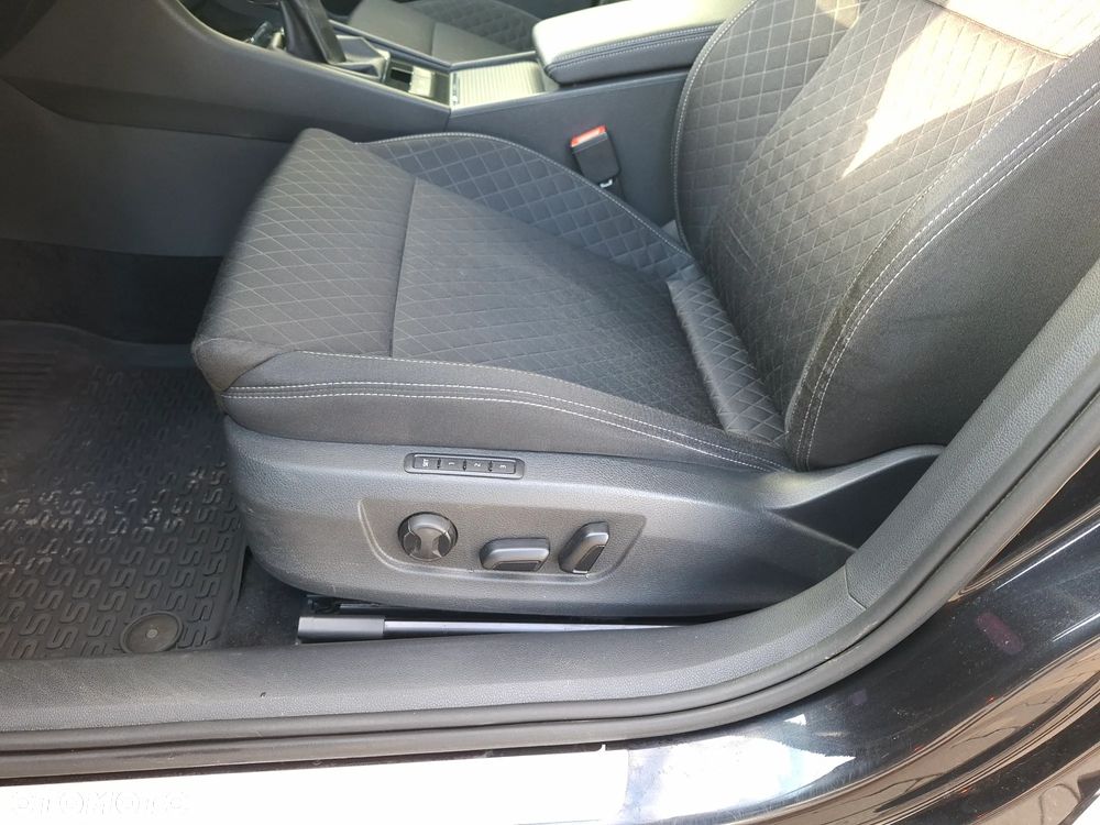 Skoda Superb 2.0 TDI Style - 24