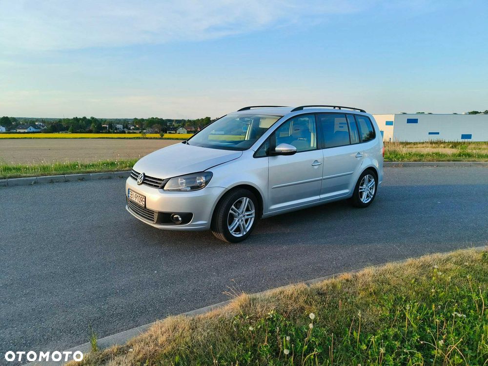 Volkswagen Touran - 8