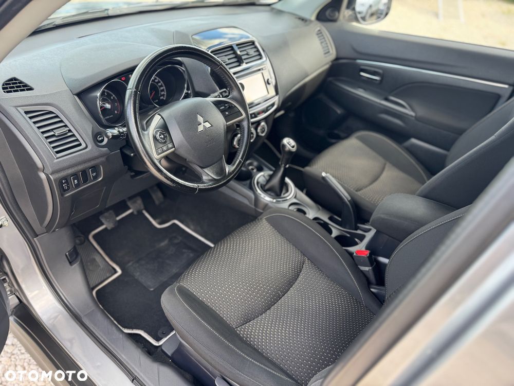 Mitsubishi ASX 1.6 2WD Plus - 18