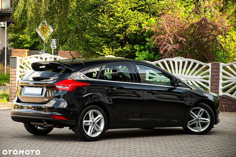 Ford Focus - 39