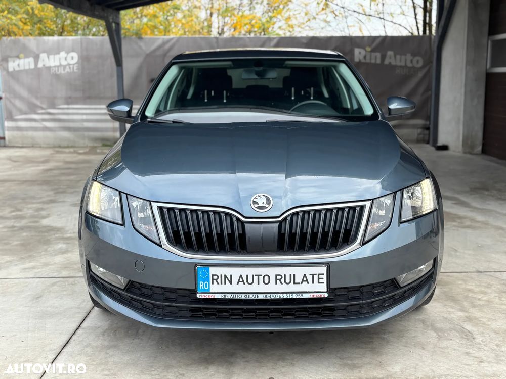 Skoda Octavia 1.6 TDI DSG Ambition - 3