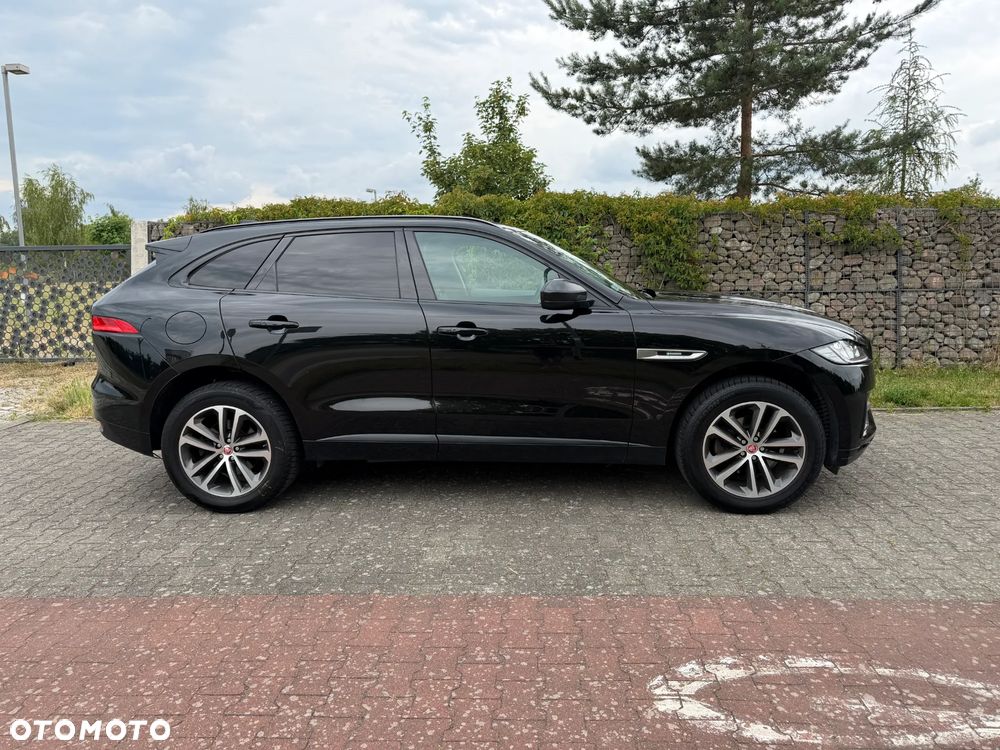 Jaguar F-Pace 2.0 i4D AWD R-Sport - 11