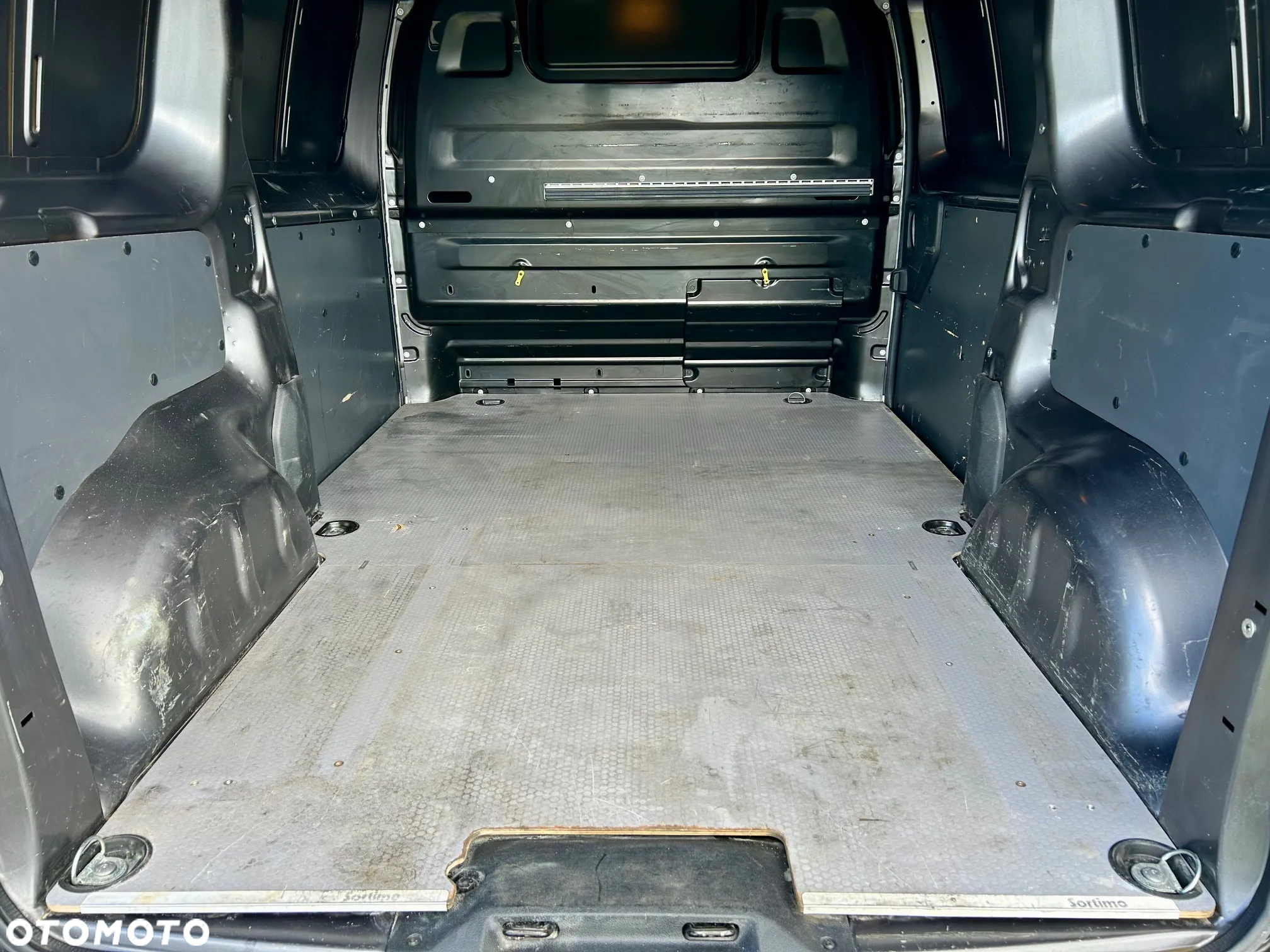 Opel Vivaro - 22