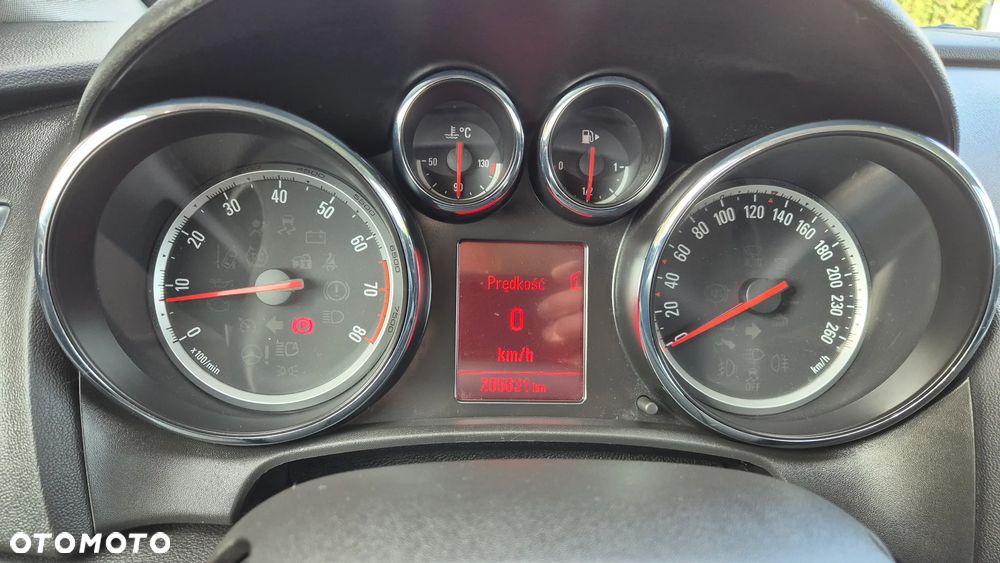 Opel Astra 1.4 Turbo - 16