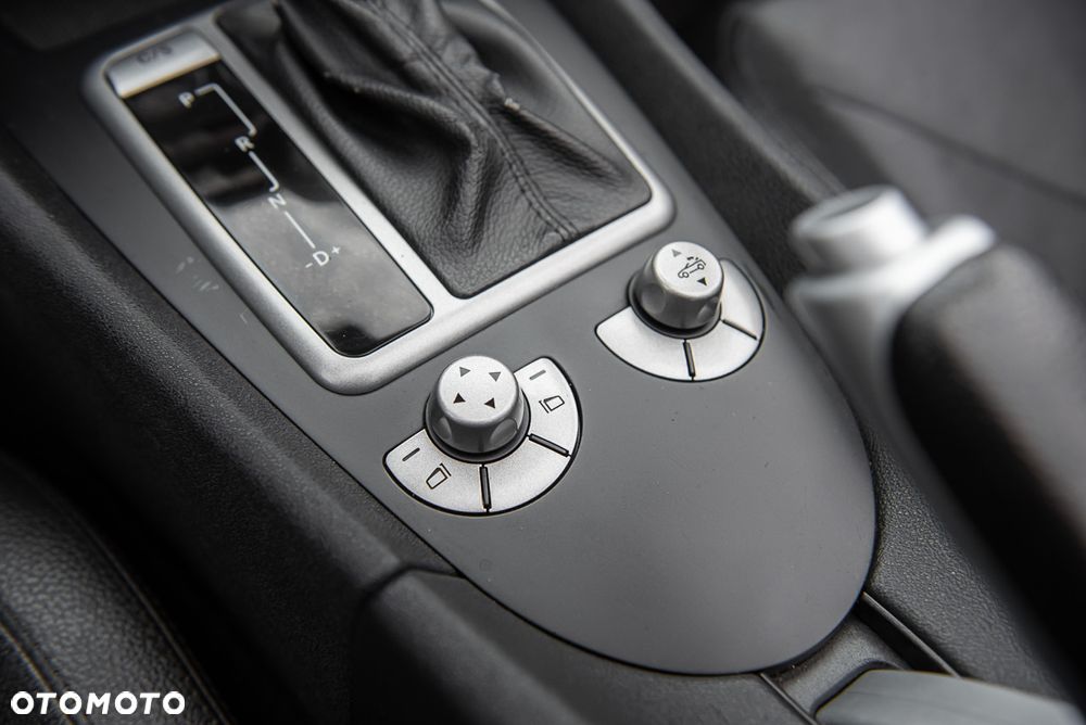 Mercedes-Benz SLK 350 7G-TRONIC - 21
