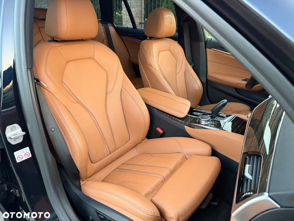 BMW Seria 5 520d M Sport Edition - 11