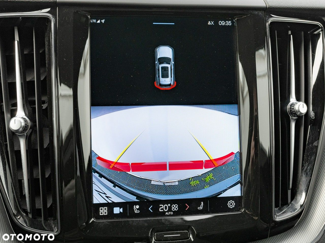Volvo XC 60 - 22