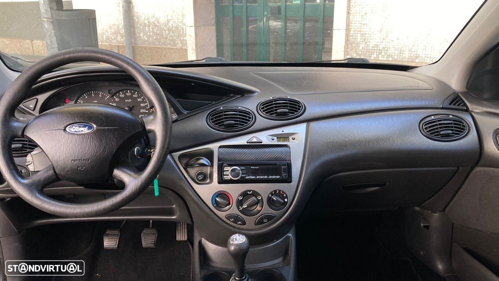 Ford Focus - 6