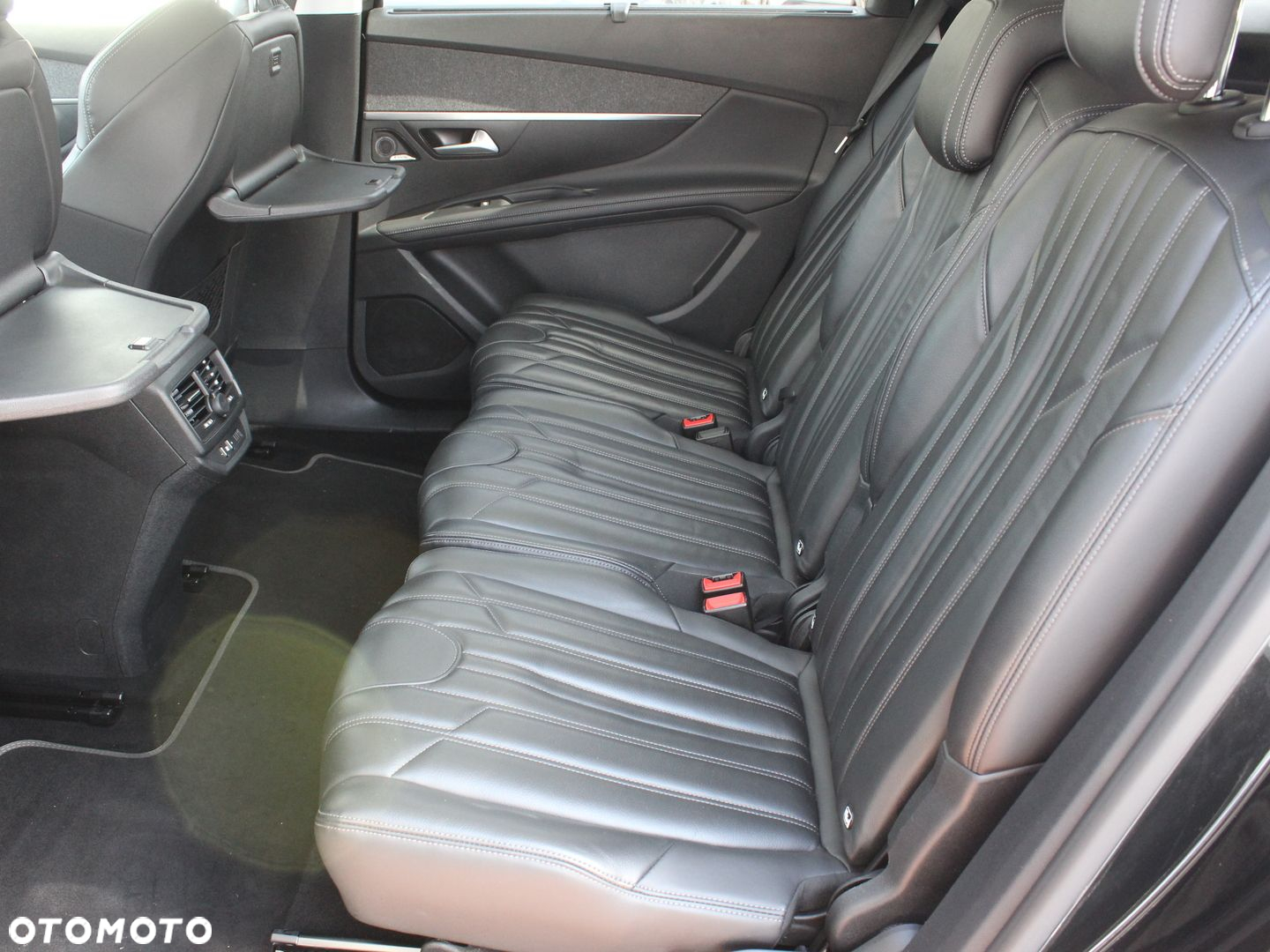 Peugeot 5008 - 24