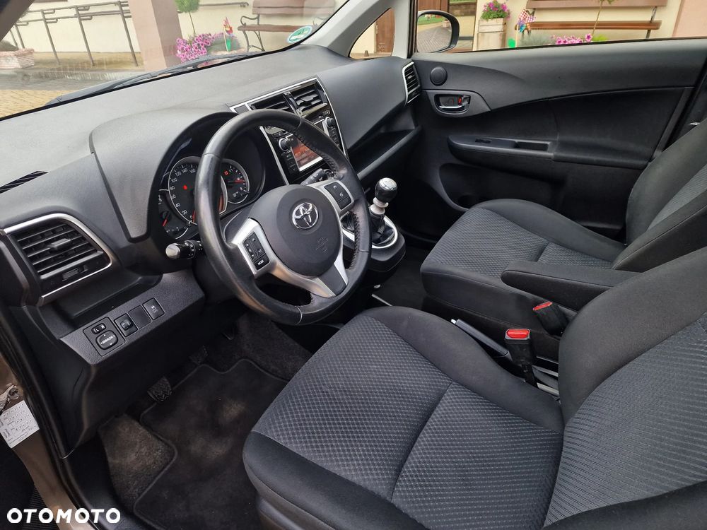 Toyota Verso S - 9