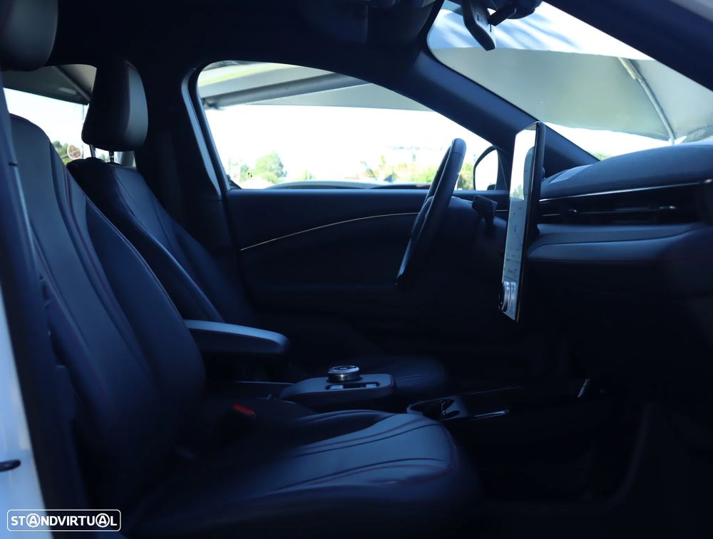 Ford Mustang Mach-E 98.7 kWh Premium - 23