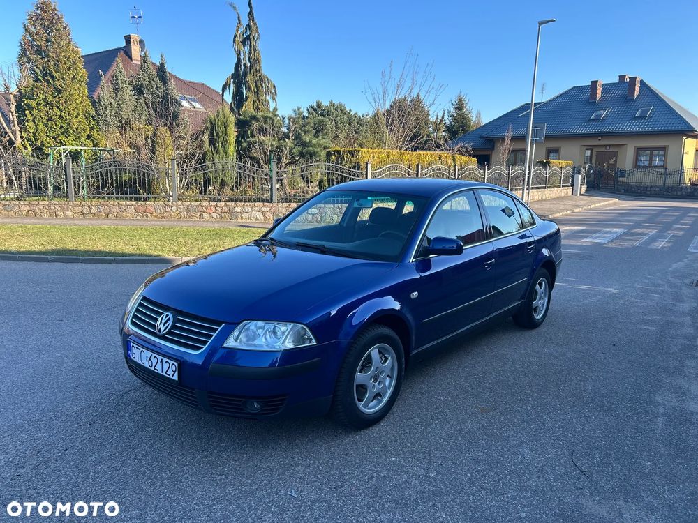 Volkswagen Passat - 2