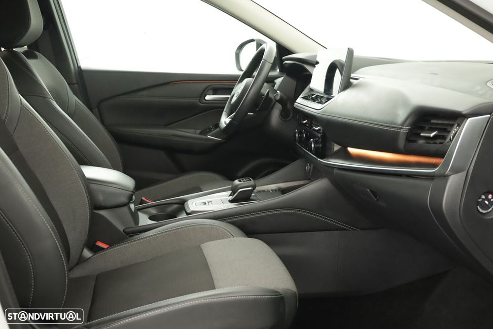 Nissan Qashqai 1.3 DIG-T N-Connecta LED Xtronic - 21