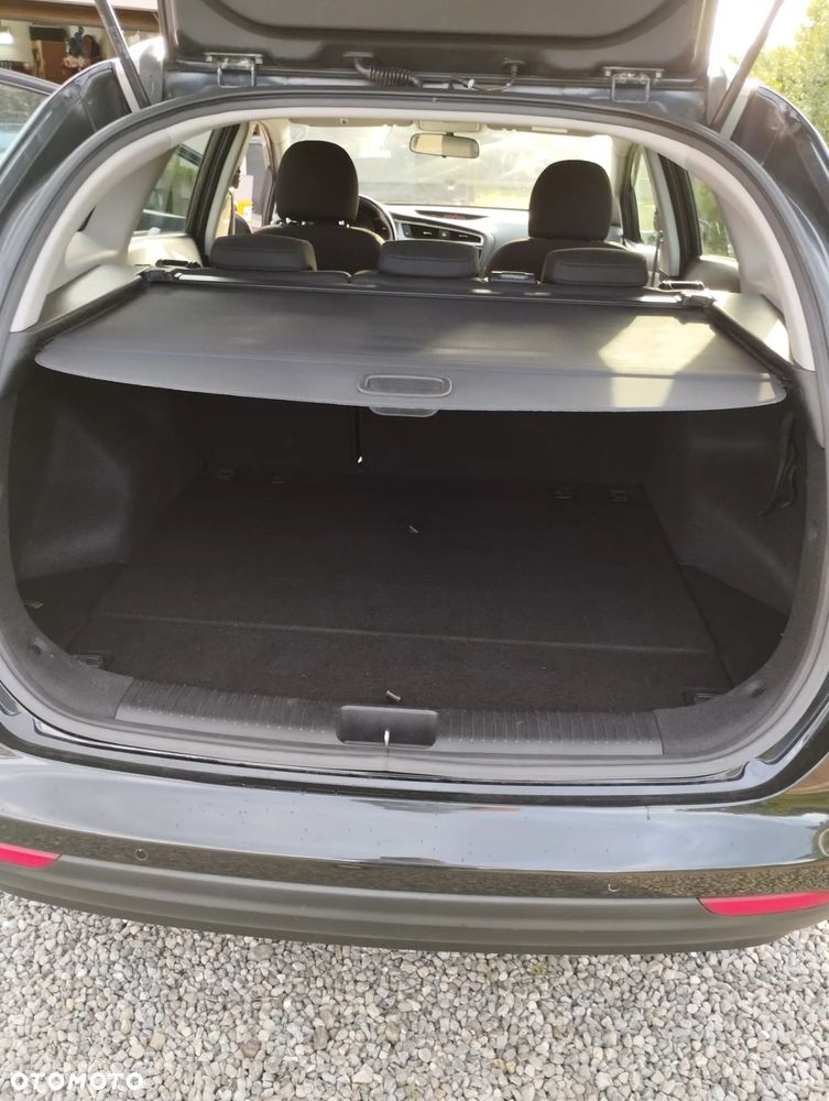 Kia Ceed SW 1.4 Attract - 9