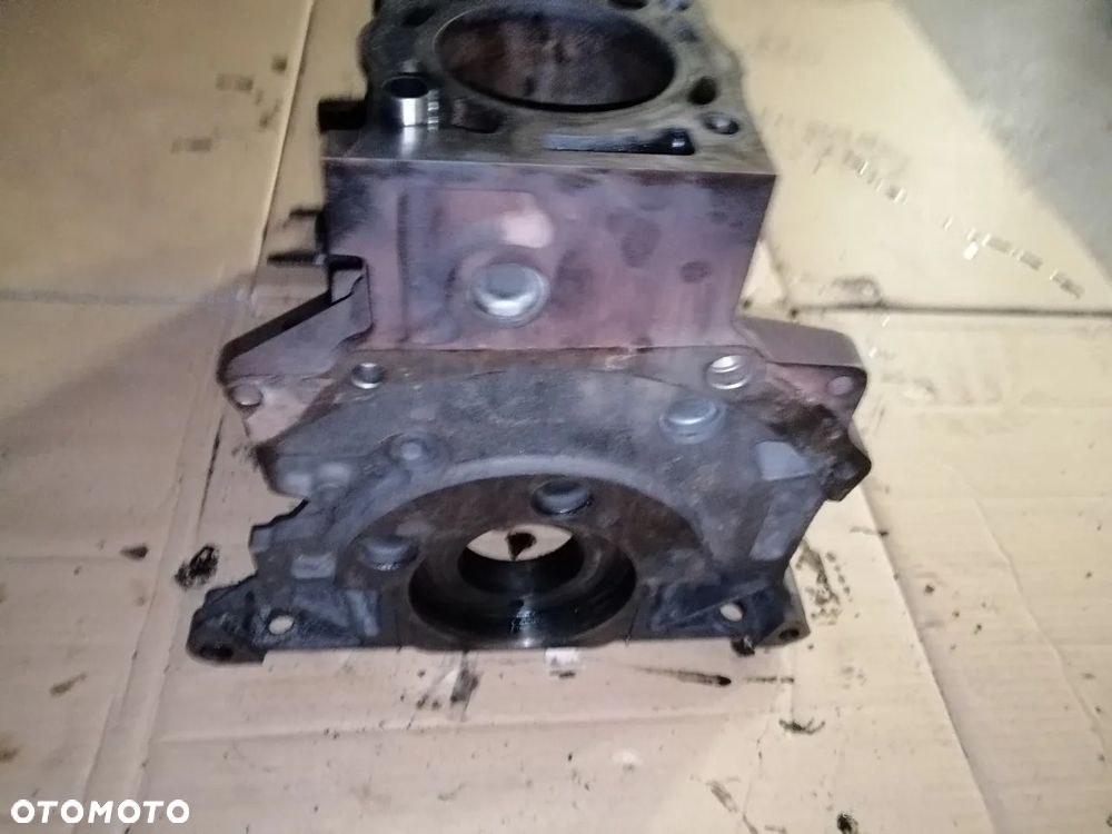 Silnik blok silnika dół Peugeot Citroen 2.0 HDI RHR - 6