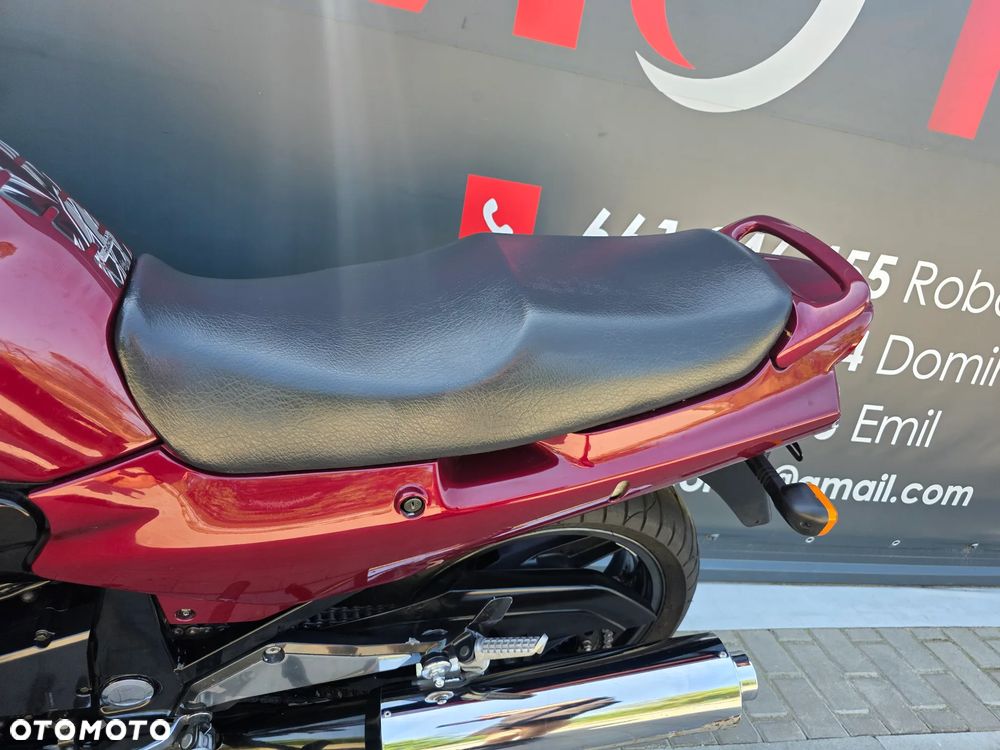 Kawasaki GPZ - 8