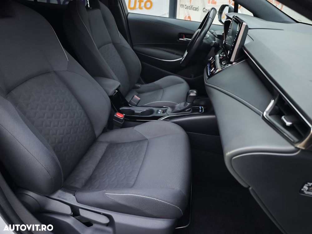 Toyota Corolla 1.8 HSD Dynamic - 14