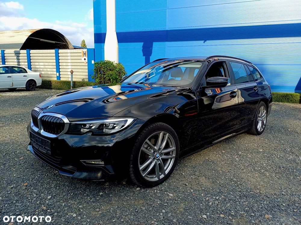 BMW Seria 3 318d Edition Luxury Line Purity - 2