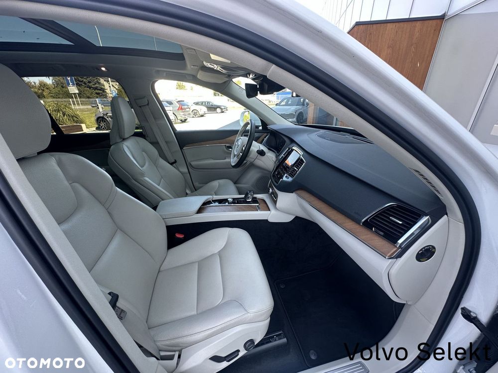Volvo XC 90 - 38