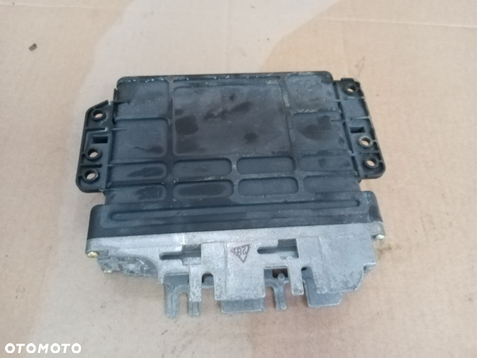 Moduł sterownik skrzyni biegów automat Audi A4 B5 01N927733R - 3