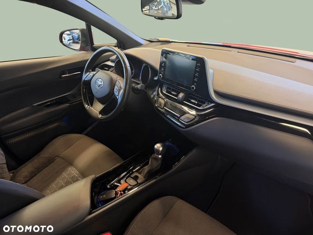 Toyota C-HR Lounge - 8