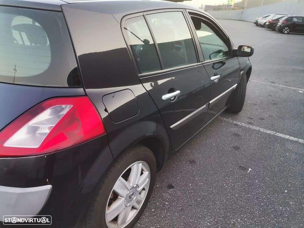 Renault Mégane 1.5 dCi Confort - 2