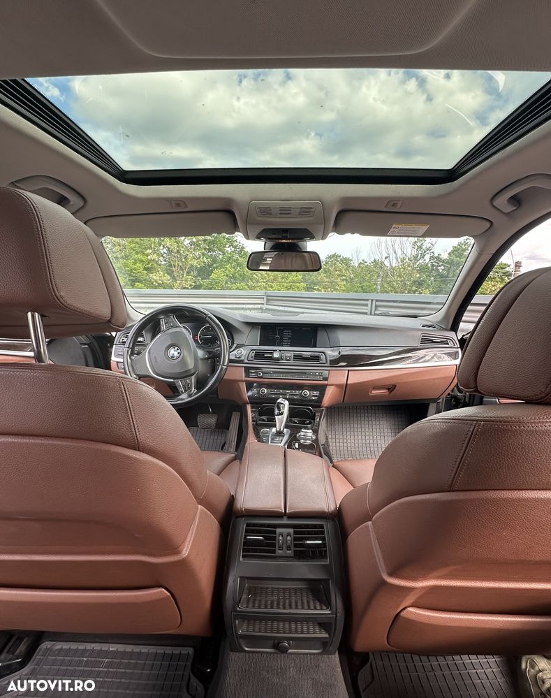 BMW Seria 5 525d xDrive - 8