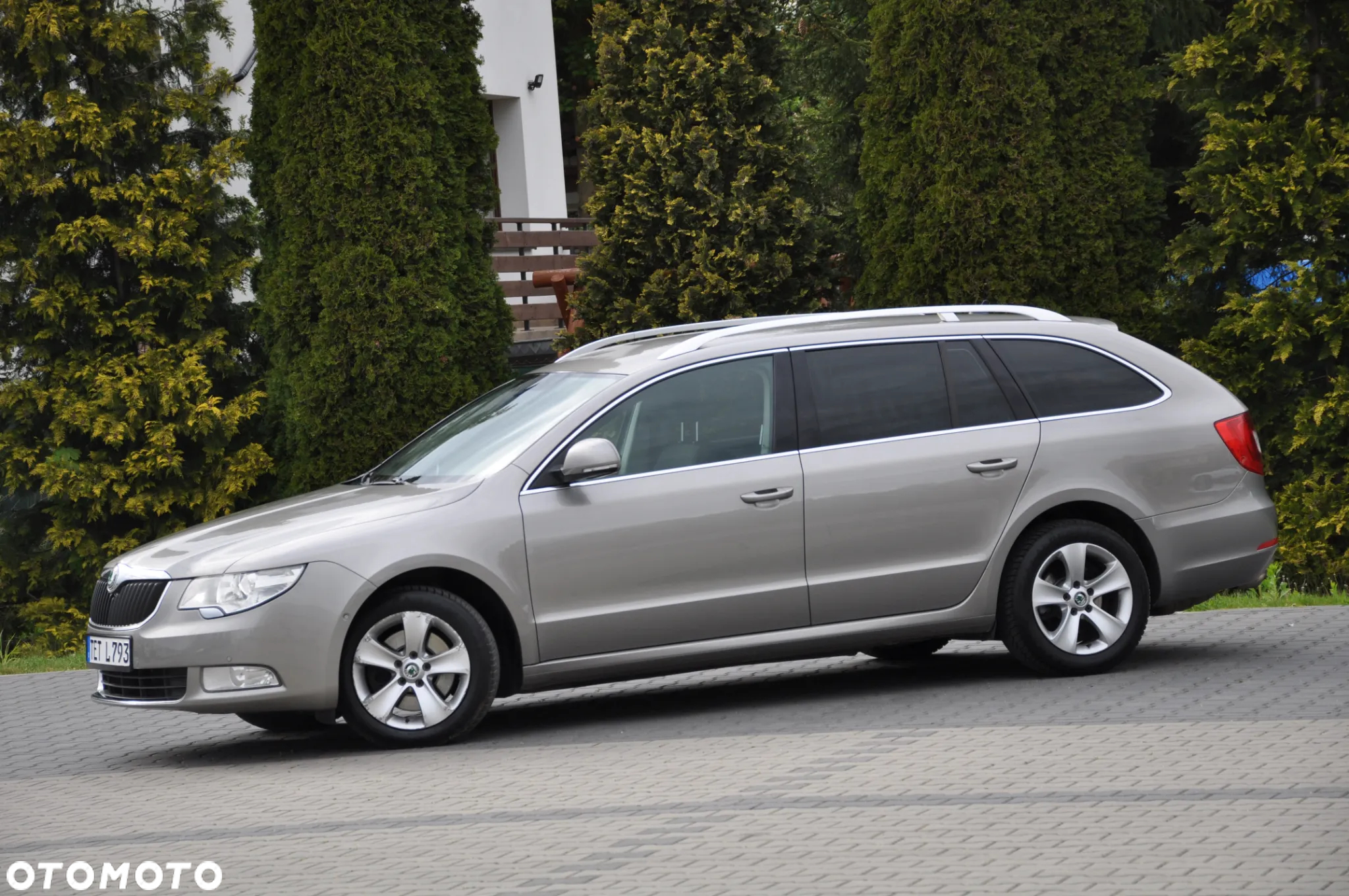 Skoda Superb 2.0 TDI Exclusive - 13