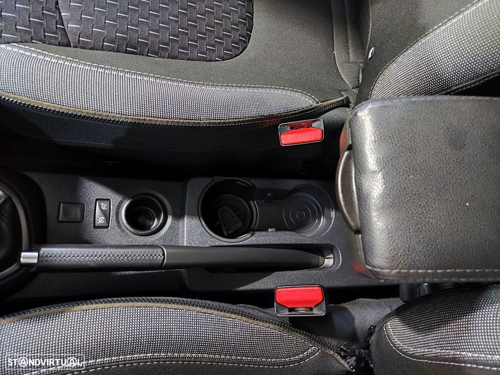 Renault Captur 1.5 dCi Exclusive - 25