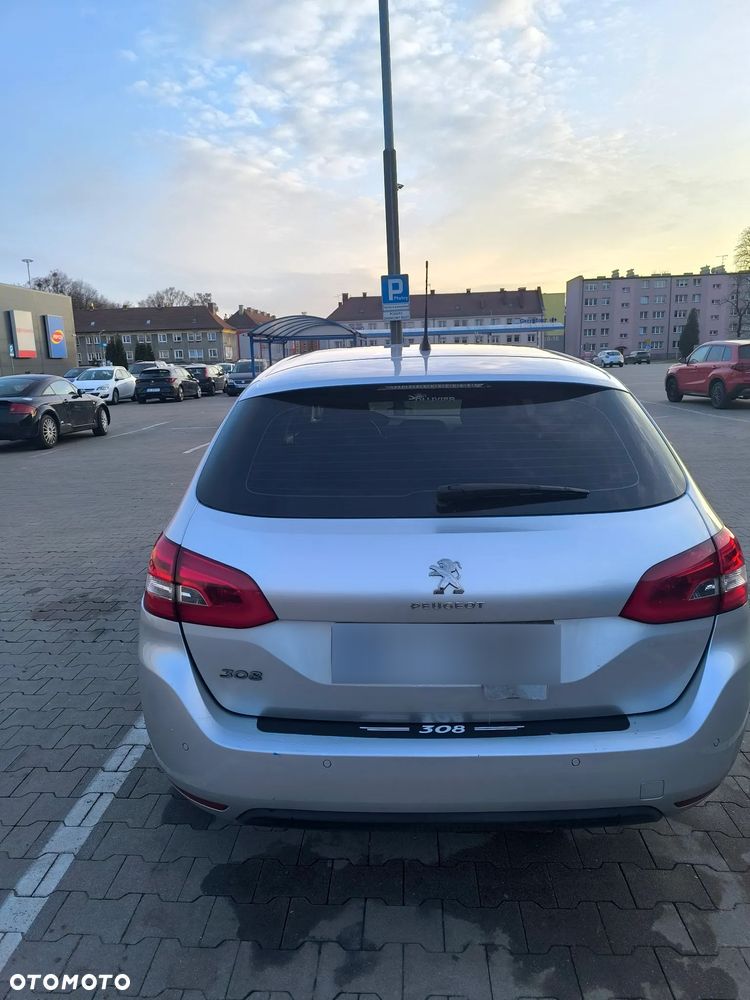 Peugeot 308 PureTech 110 Stop & Start Allure - 3