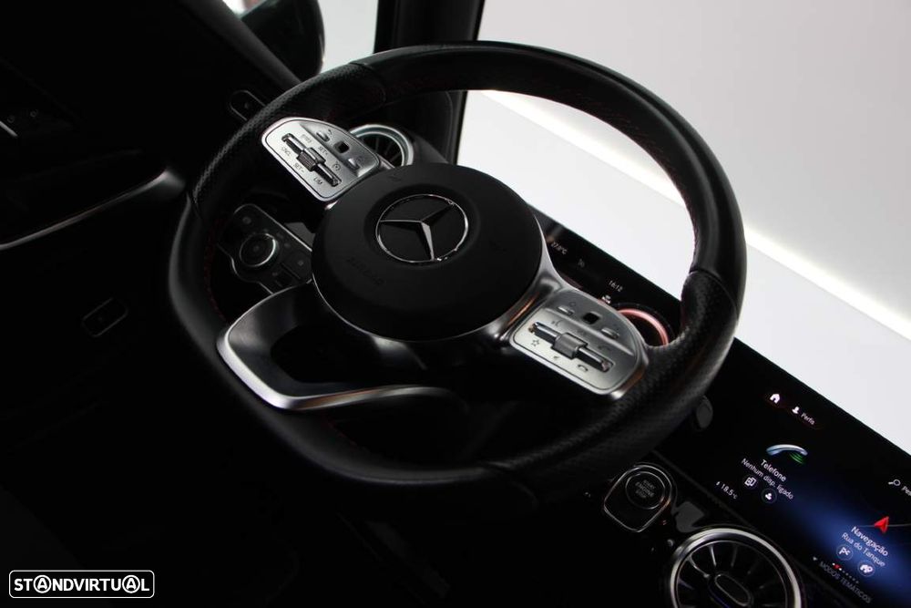 Mercedes-Benz A 250 e AMG Line - 17