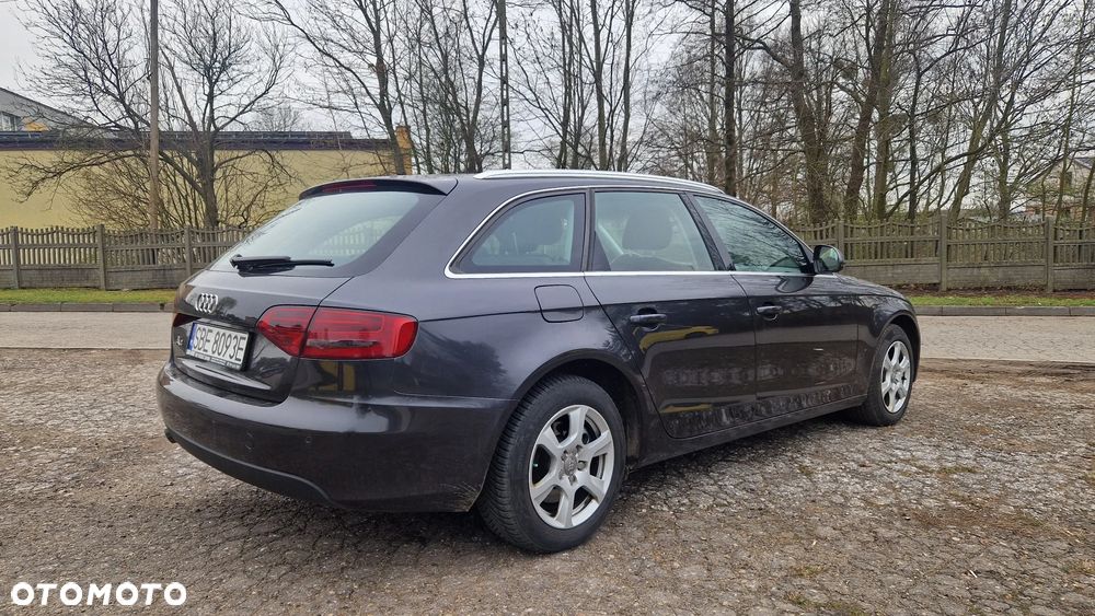 Audi A4 Avant - 5