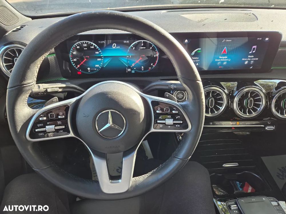 Mercedes-Benz A 180 d 8G-DCT - 2
