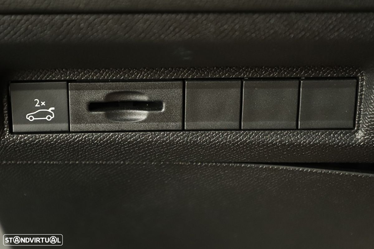 Peugeot 408 1.2 PureTech GT EAT8 - 20