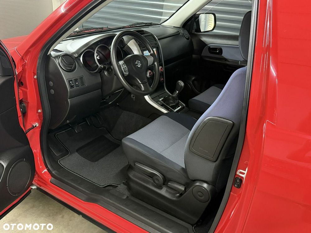 Suzuki Grand Vitara - 12