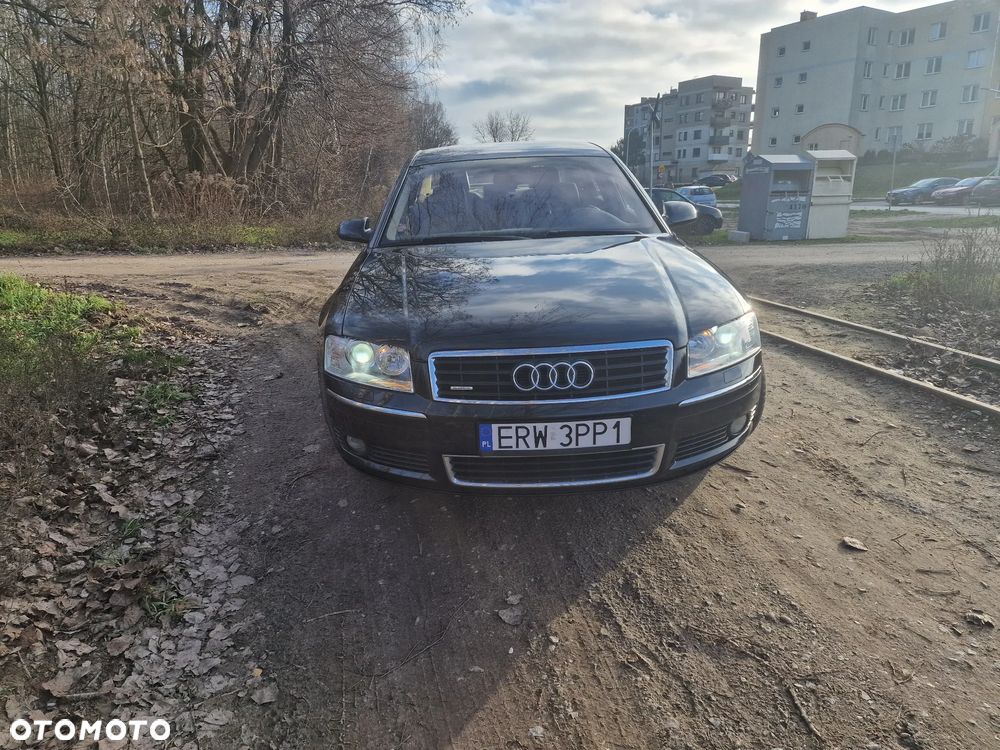 Audi A8 4.2 Quattro Langversion - 1