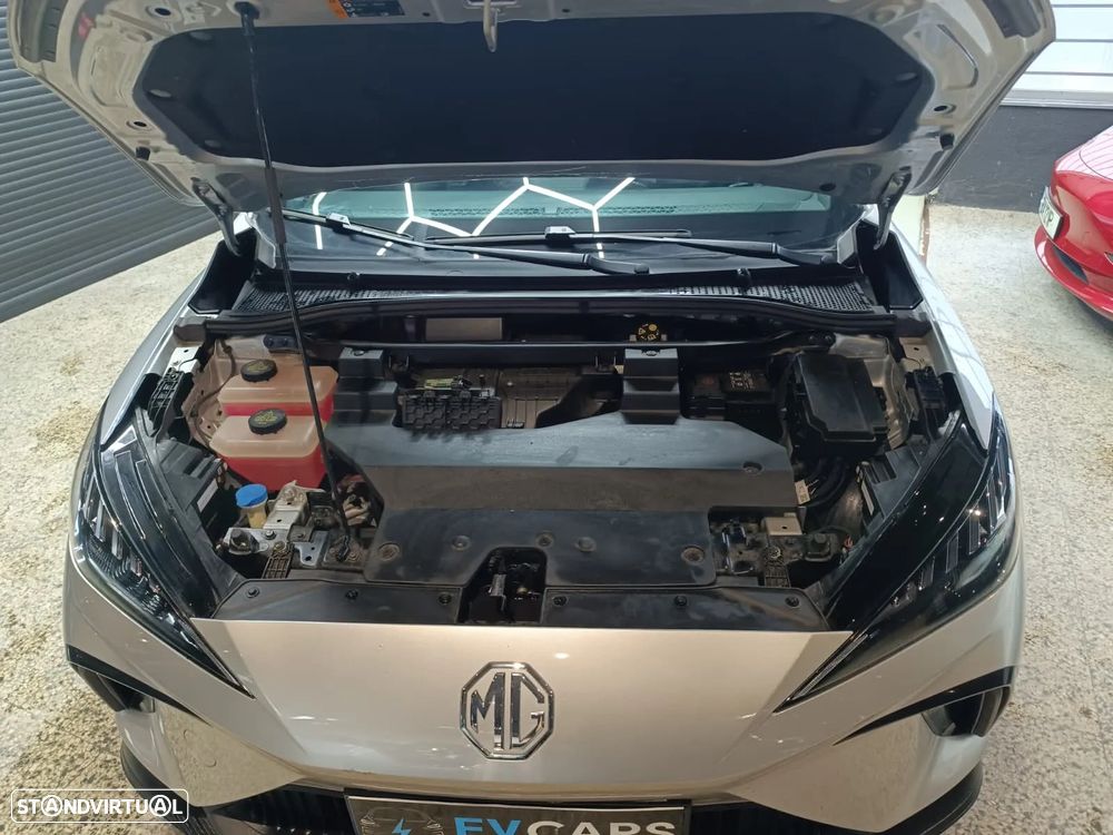 MG MG4 4 Luxury 64 kWh - 2