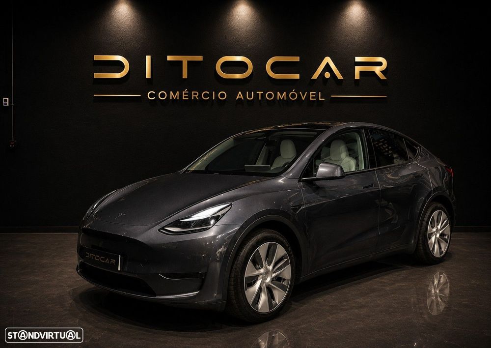 Tesla Model Y Standard - 2