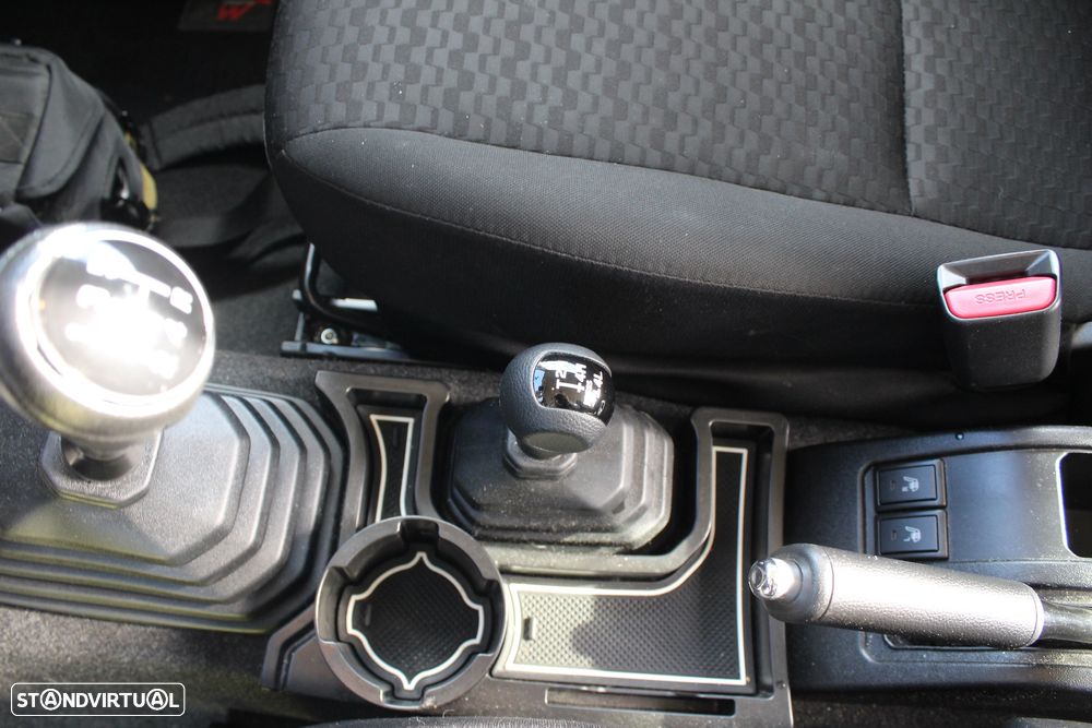 Suzuki Jimny 1.5 ALLGRIP Comfort+ - 17