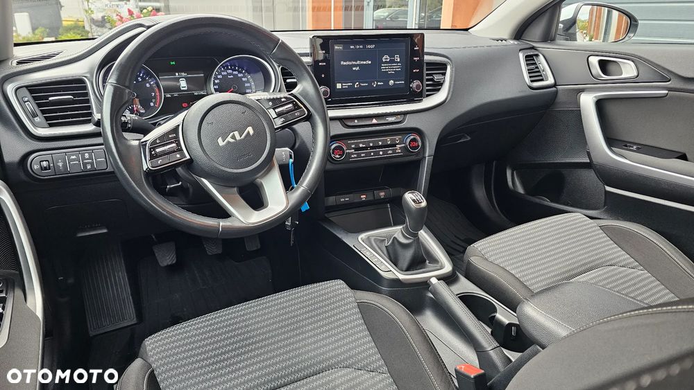 Kia Ceed 1.5 T-GDI M - 16