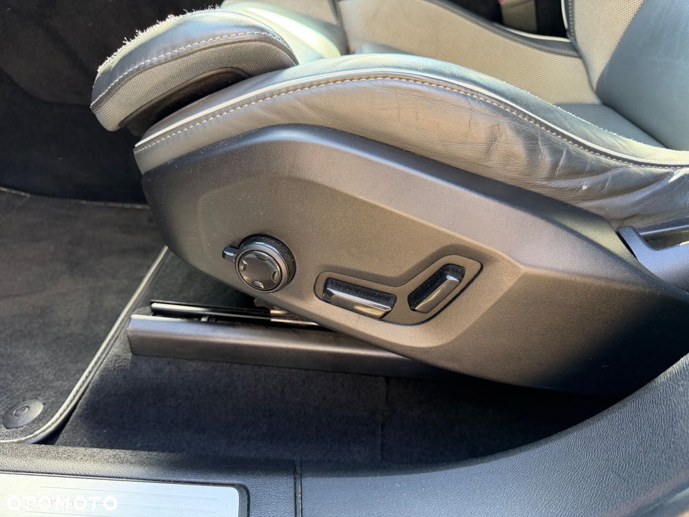 Volvo XC 60 B4 D Geartronic RDesign - 15