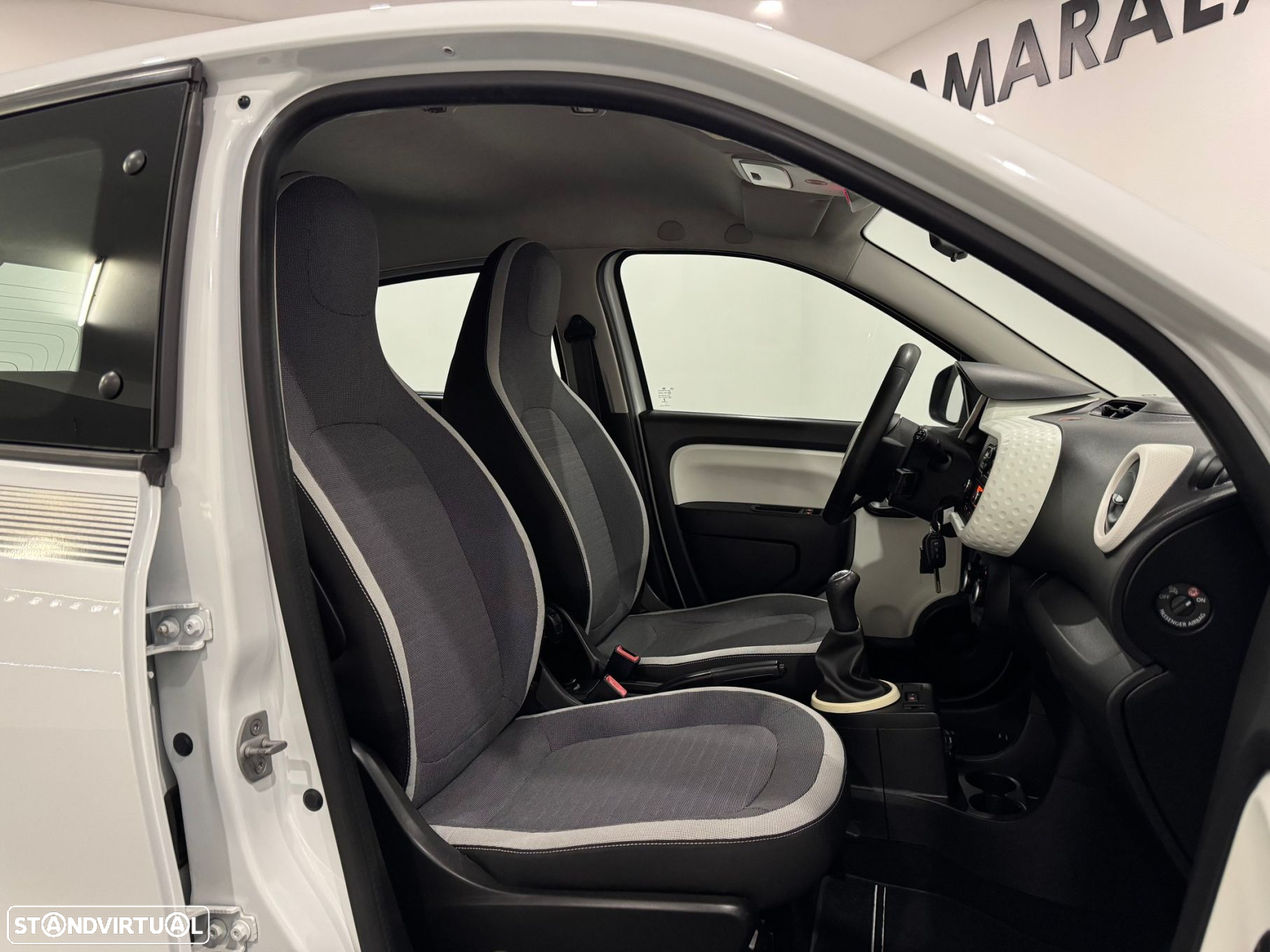 Renault Twingo 1.0 SCe Limited - 31