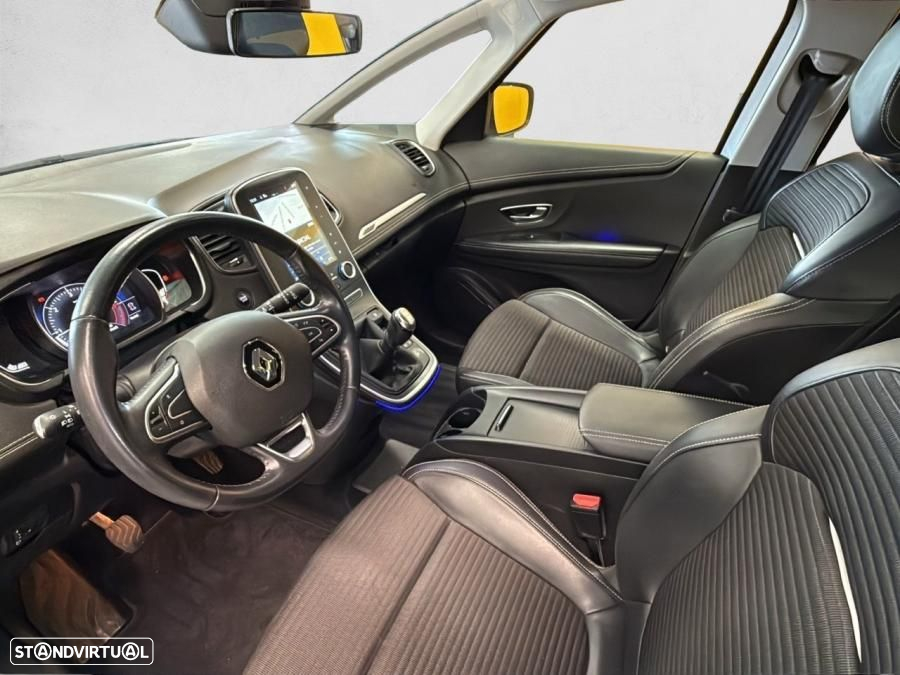 Renault Grand Scénic 1.6 dCi Intens SS - 18
