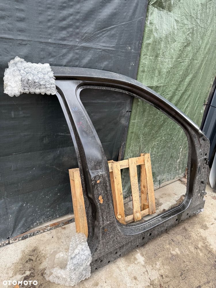 POSZYCIE PRZÓD PRAWE SŁUPEK BMW X6 F16 41217352062 7352062 - 9